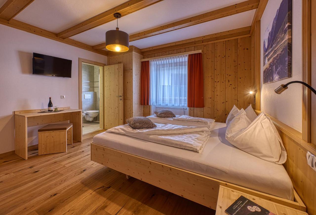 Garni Appartments Helvetia Villabassa Esterno foto