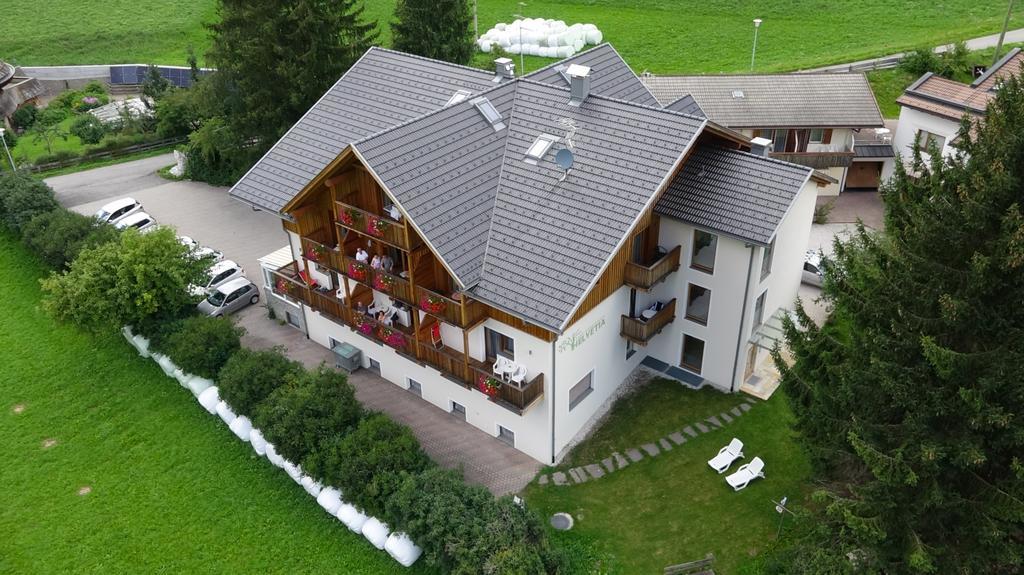 Garni Appartments Helvetia Villabassa Esterno foto