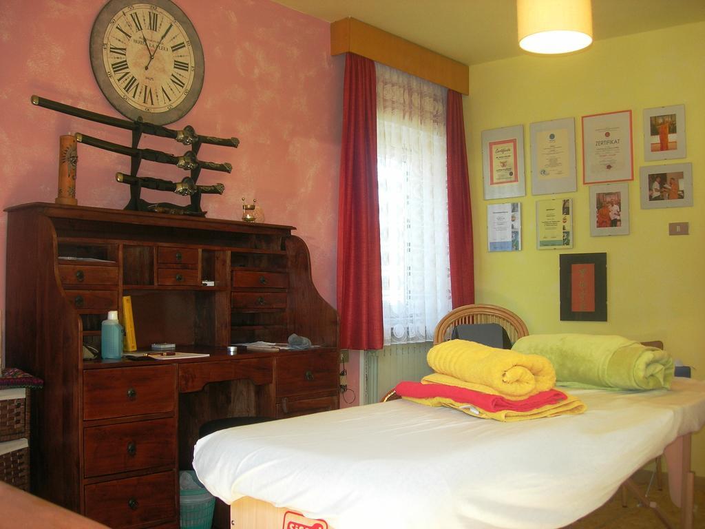 Garni Appartments Helvetia Villabassa Esterno foto