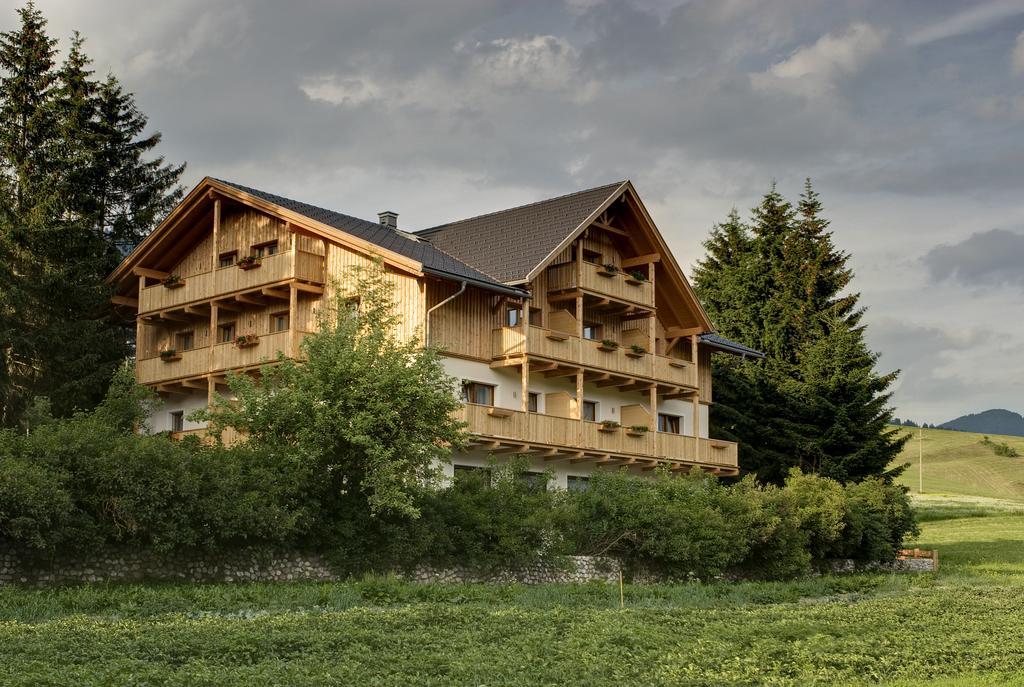 Garni Appartments Helvetia Villabassa Esterno foto